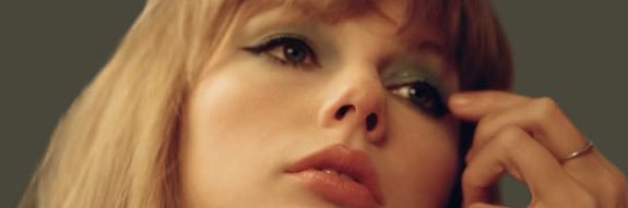 moonessent's profile banner image