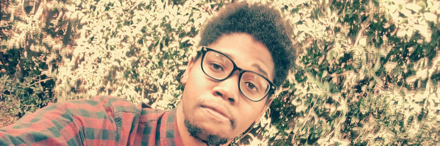raphombogo's profile banner image