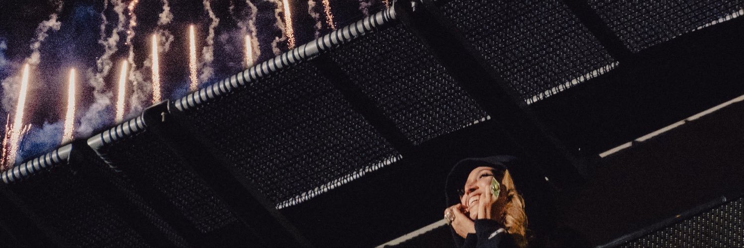 _carolke's profile banner image
