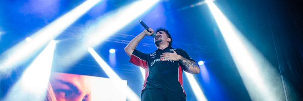 vik_faded Profile Banner