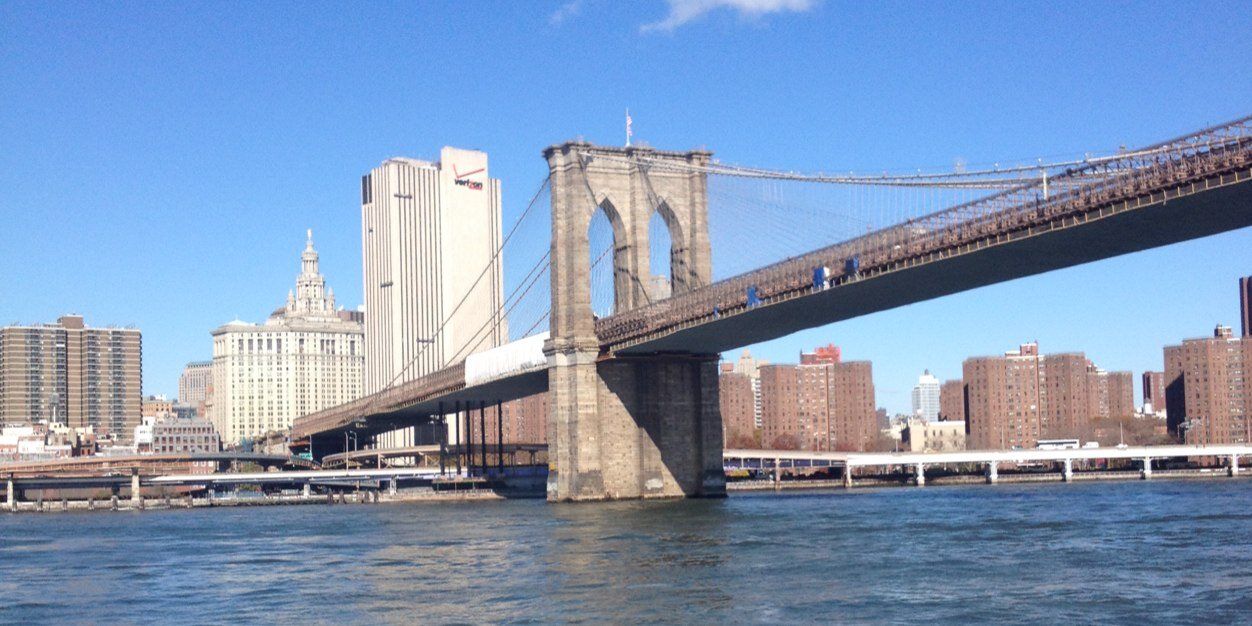 Daniel Vargas banner