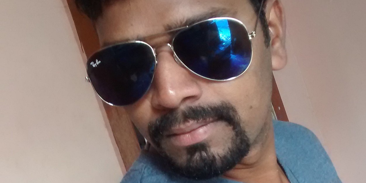vadileenagan's profile banner image