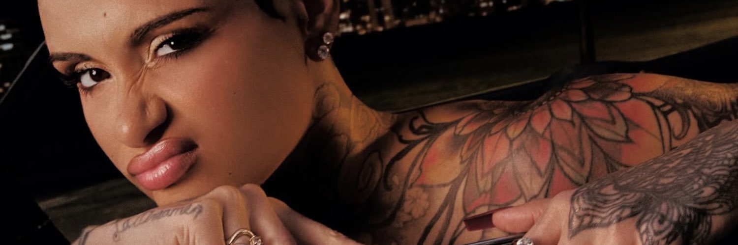 caucrvg's profile banner image