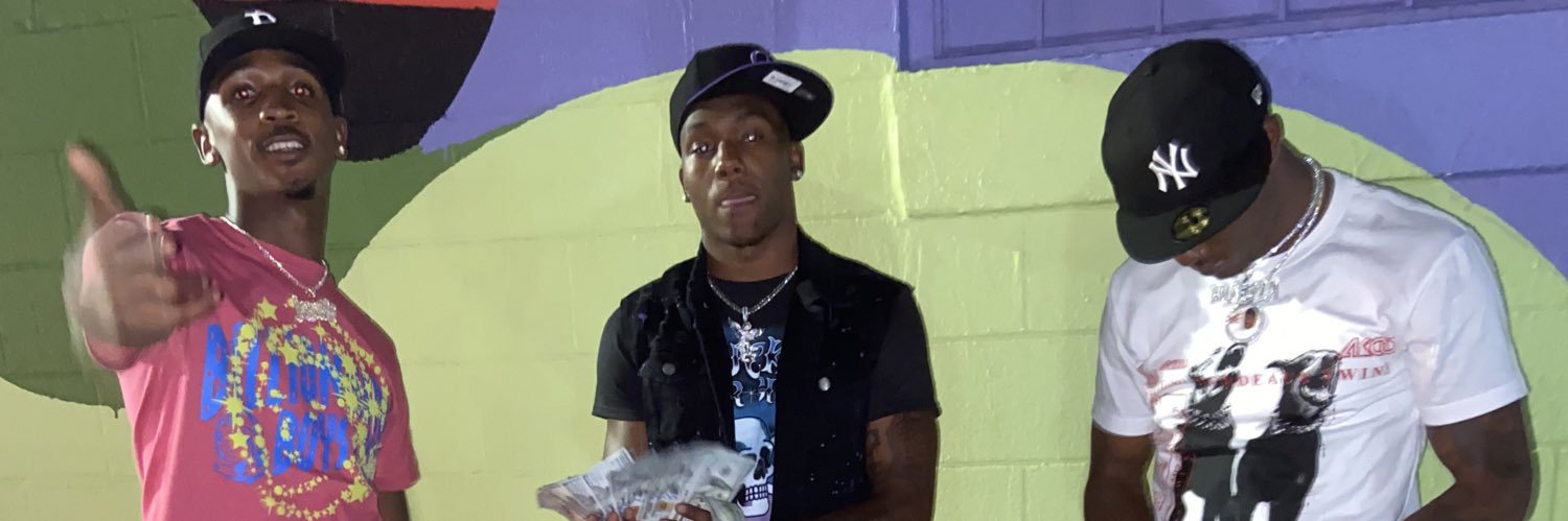 Antoine💸✈️ banner