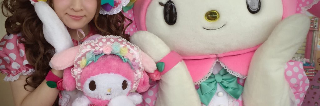 r_b0118Easter's profile banner image