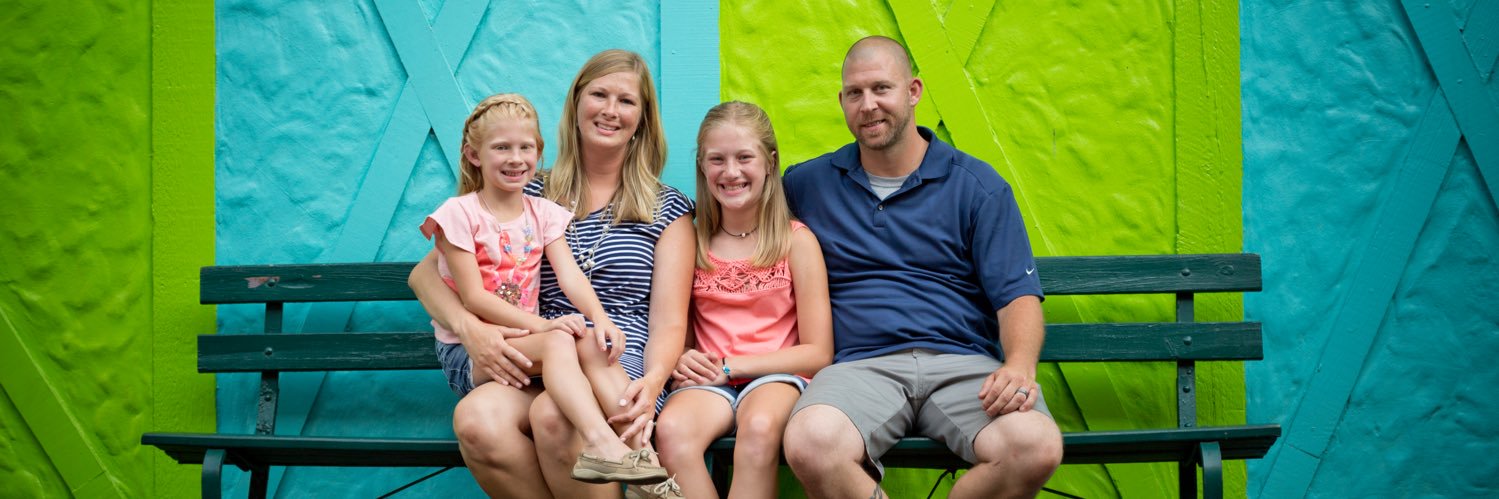 Nicole Hertel banner