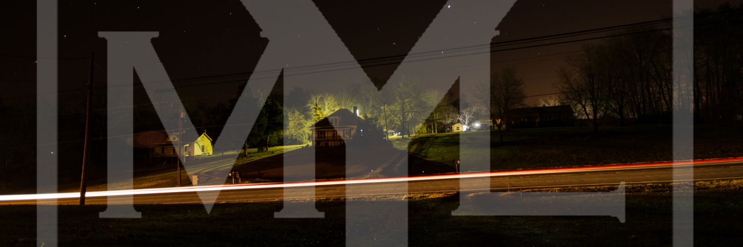 aaronD5100's profile banner image