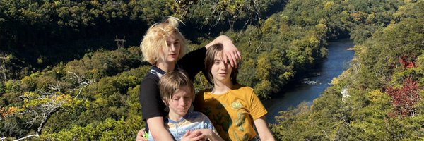 Poiju Profile Banner