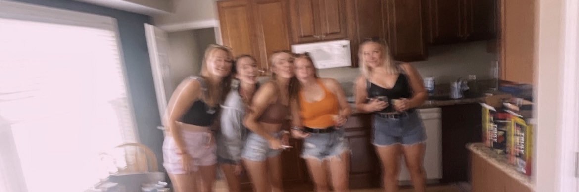 olivia_earnest's profile banner image