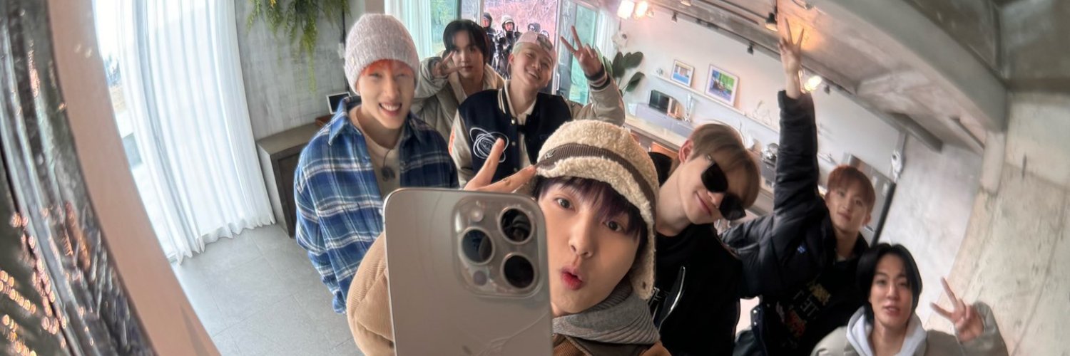 emieeree's profile banner image