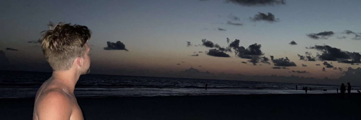 rooneyE13's profile banner image