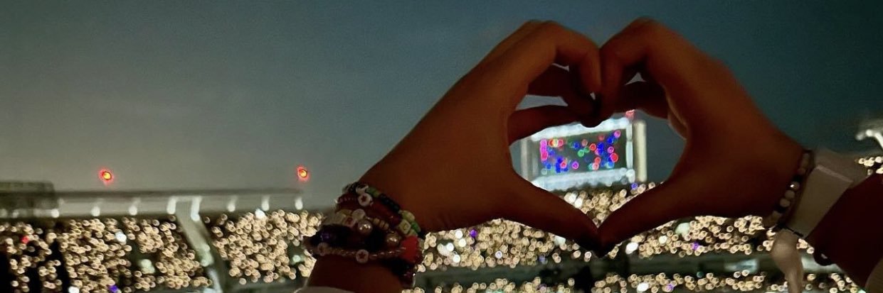 SantiniCam's profile banner image