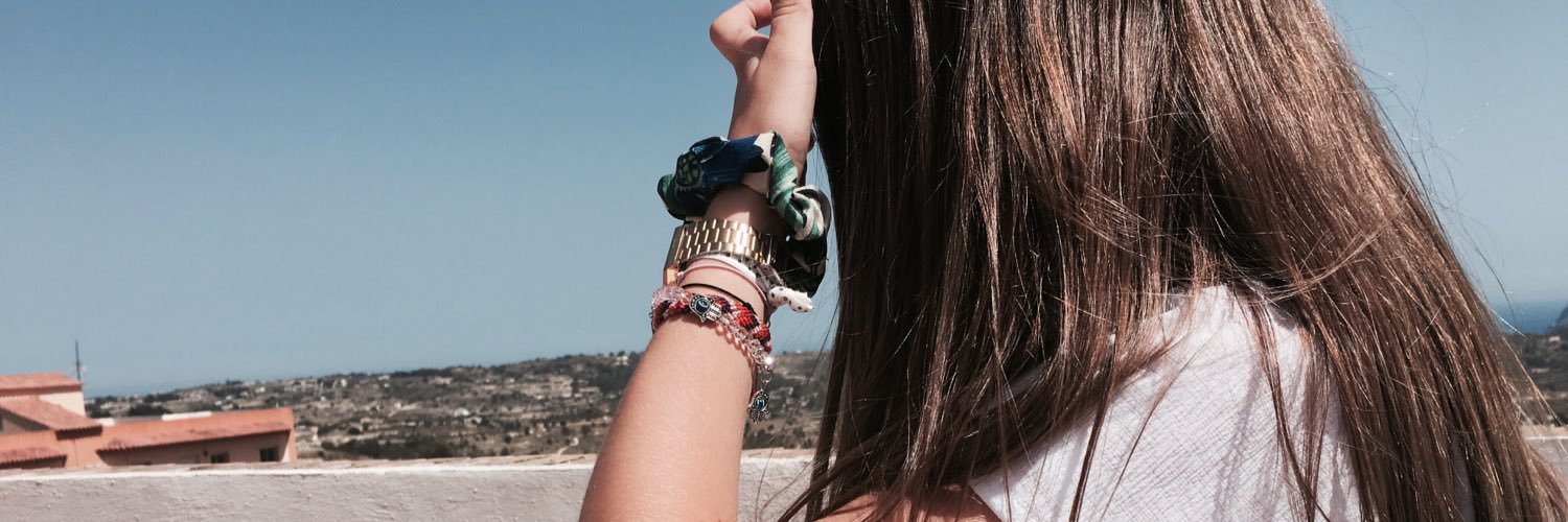 lauracardona21's profile banner image