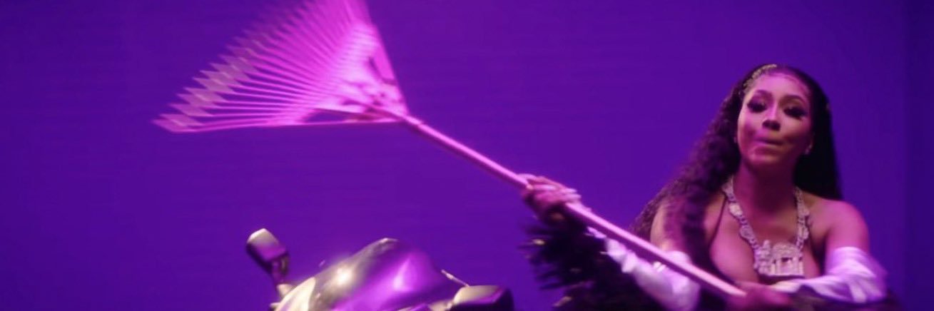 Anayansii's profile banner image
