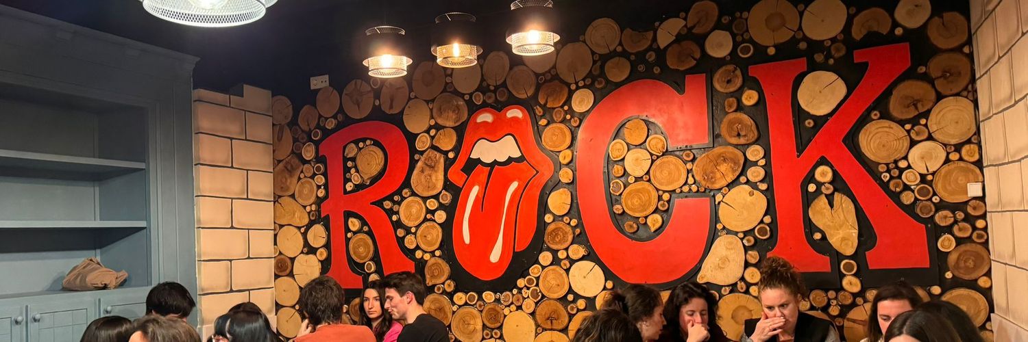Faroles Rock banner