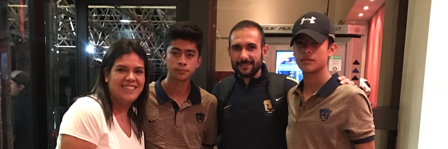 EdnaVelzquez's profile banner image