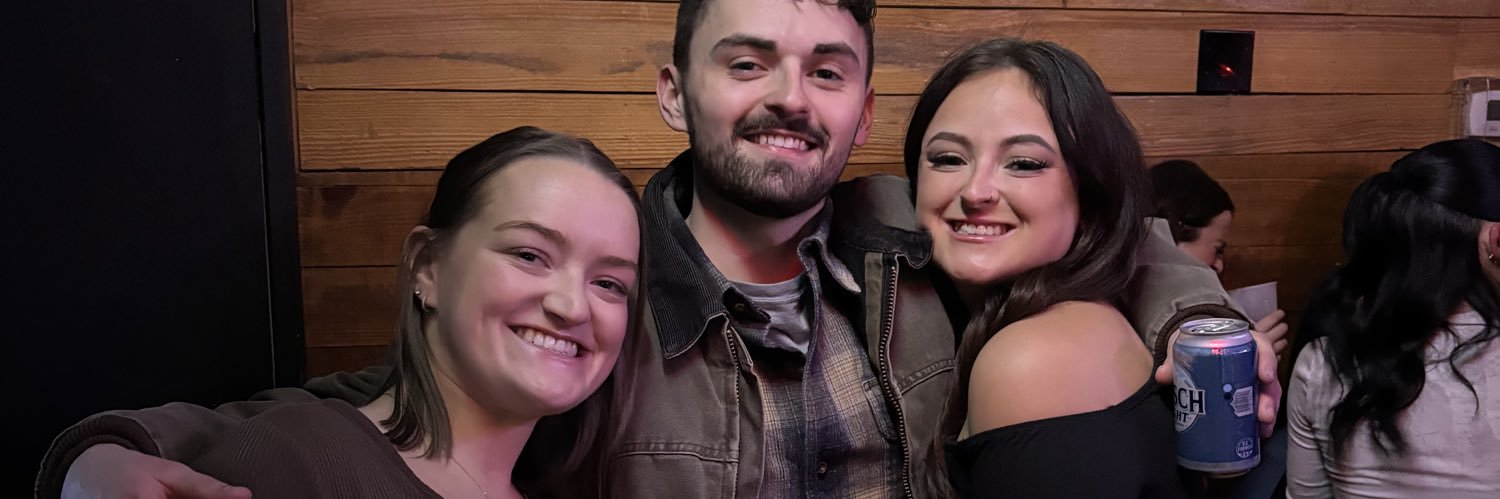 hannah_kellr's profile banner image