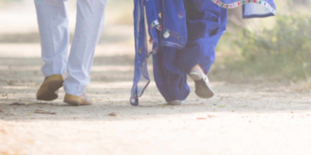 raj_kaur's profile banner image