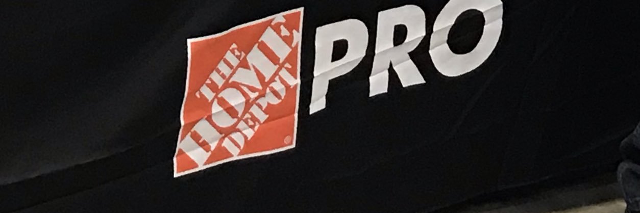 1076 Pro Desk banner