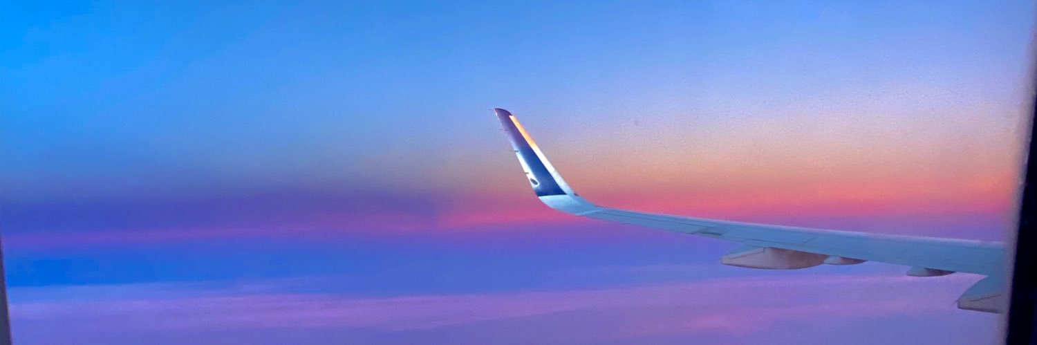 leahelkins's profile banner image
