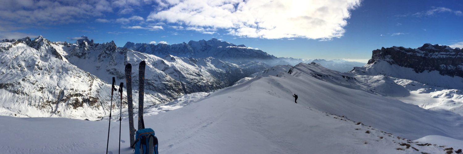 David Siska 🌍 banner