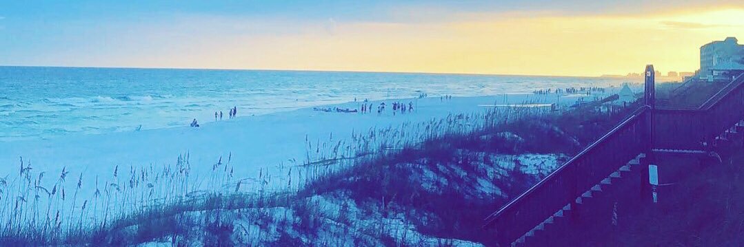 laur_olsen's profile banner image