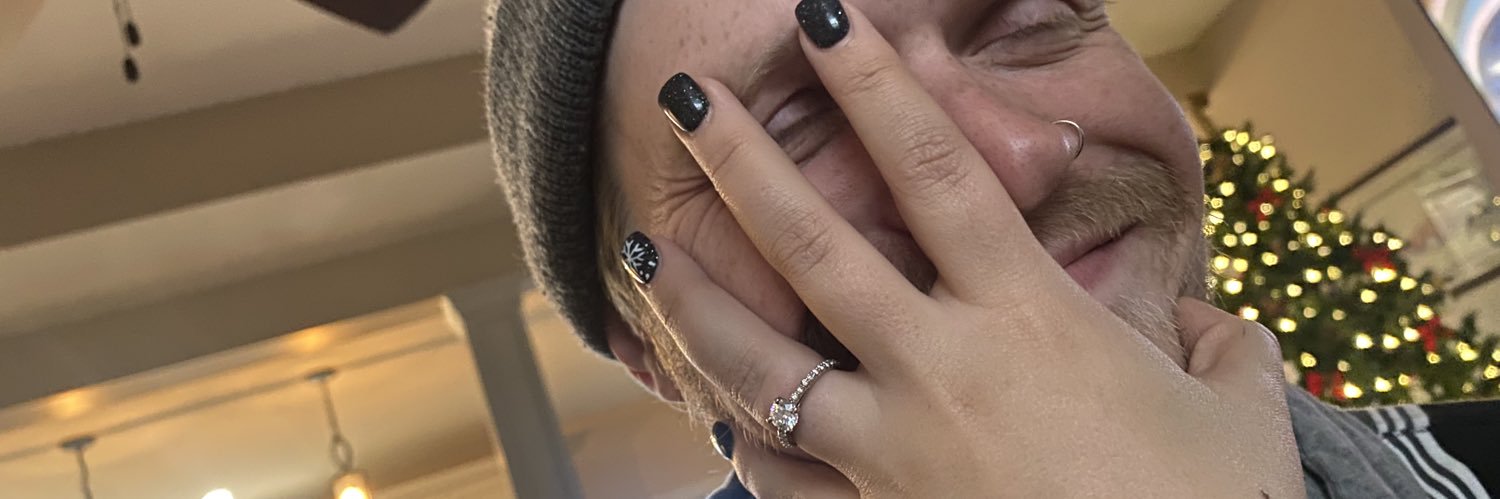 cfoxyroxy's profile banner image