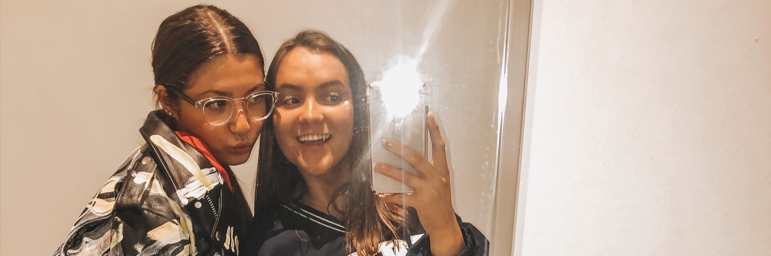lilylyon12's profile banner image