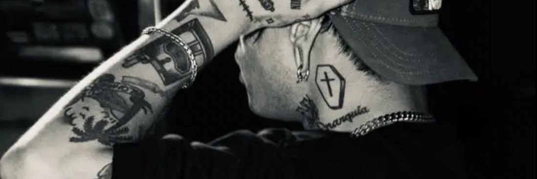 laaakme's profile banner image