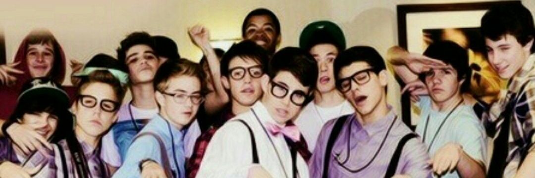 magcon_spain_ma's profile banner image