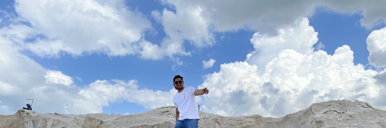 helmercarrillo's profile banner image