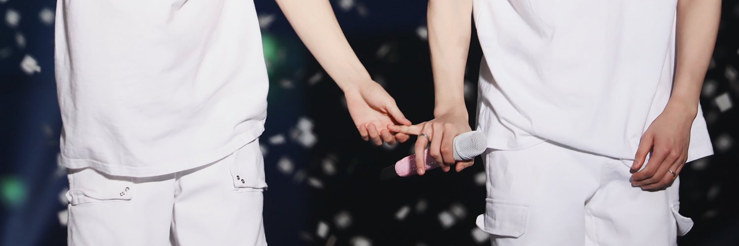 qBoicez's profile banner image