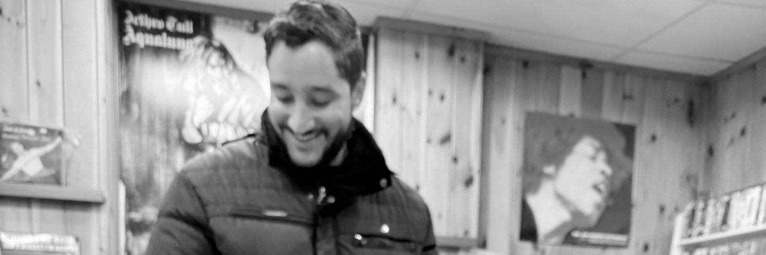 R banner