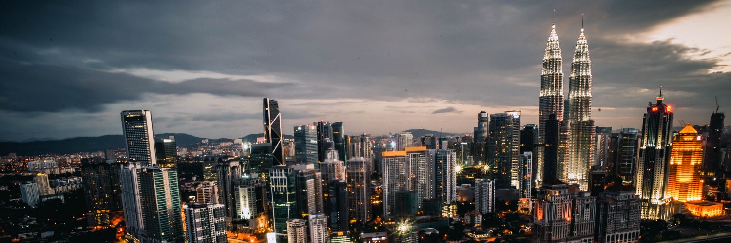 IzzatAmr's profile banner image