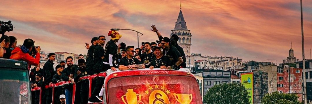 smttstn's profile banner image