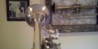 Ezequiel Saavedra banner