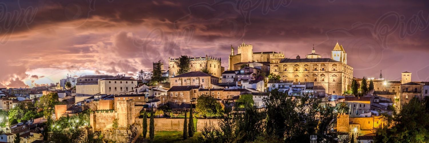 RobertoLeonCC's profile banner image