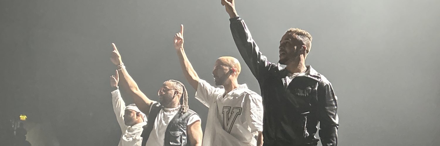 CallMeLauraaaa's profile banner image