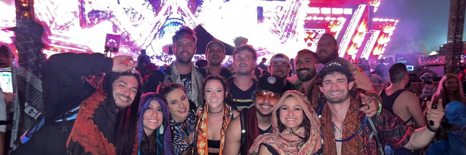 messWHITme's profile banner image