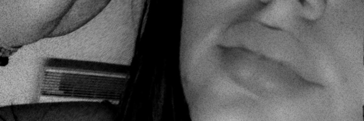 E banner