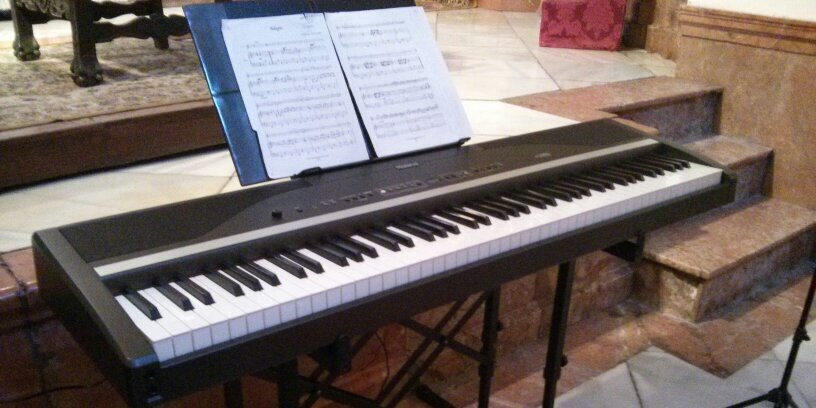 Julioopiano's profile banner image