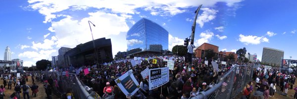 SelenaLeoni Profile Banner