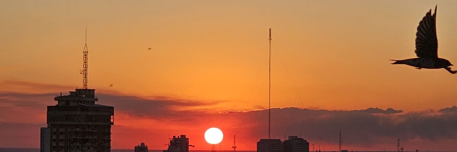 lucerobeni_'s profile banner image