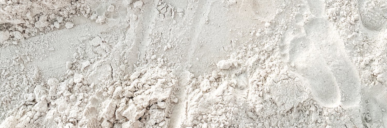 adrianacos27's profile banner image
