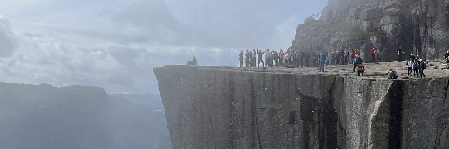 franciscopalmaf's profile banner image