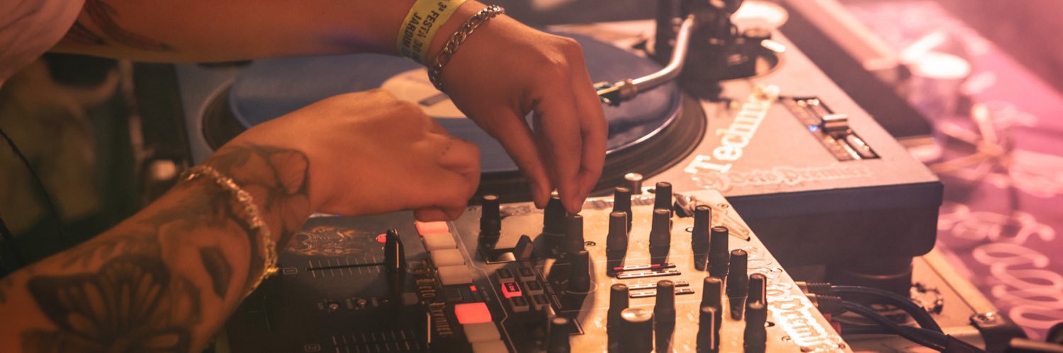 keroganja's profile banner image