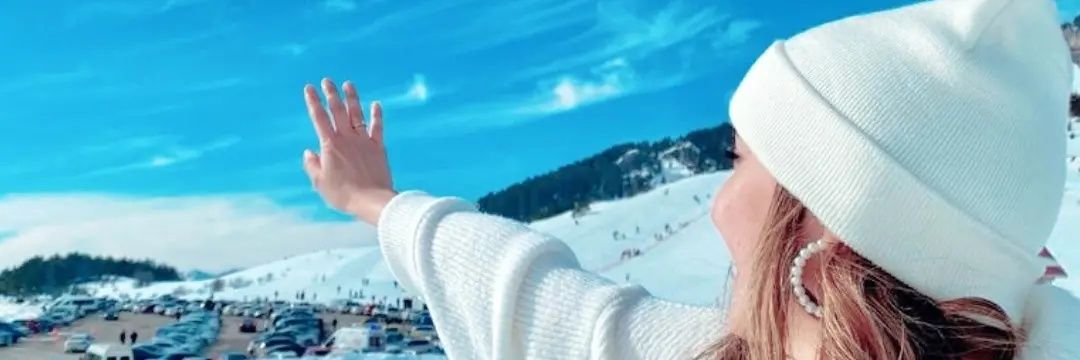 FatmaOzaydnn's profile banner image