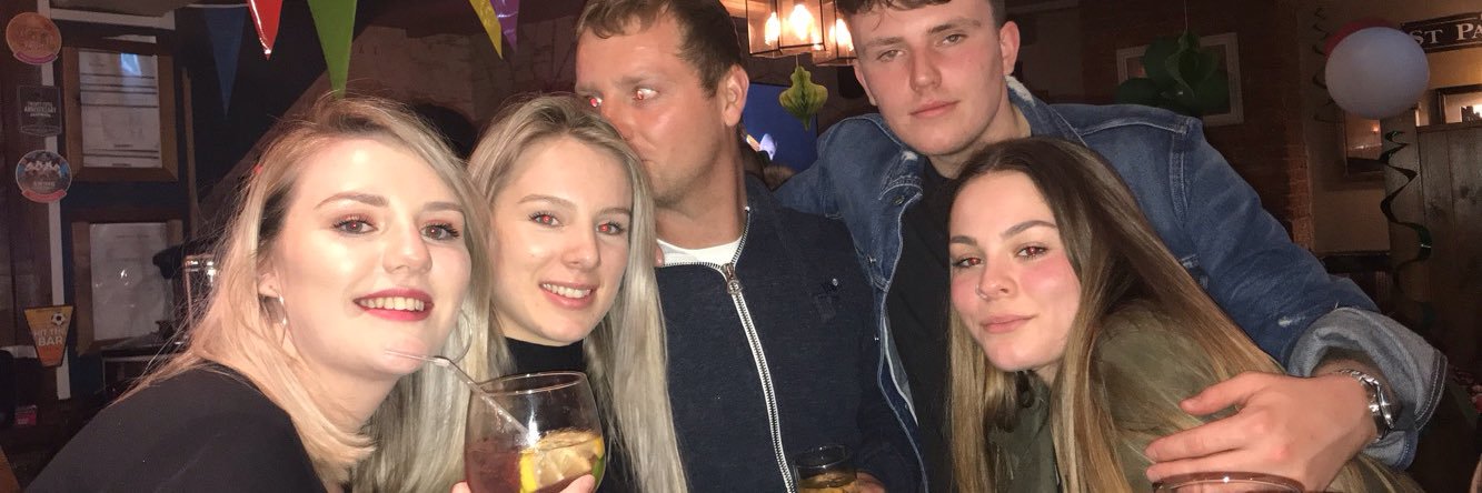 m0llyy_'s profile banner image