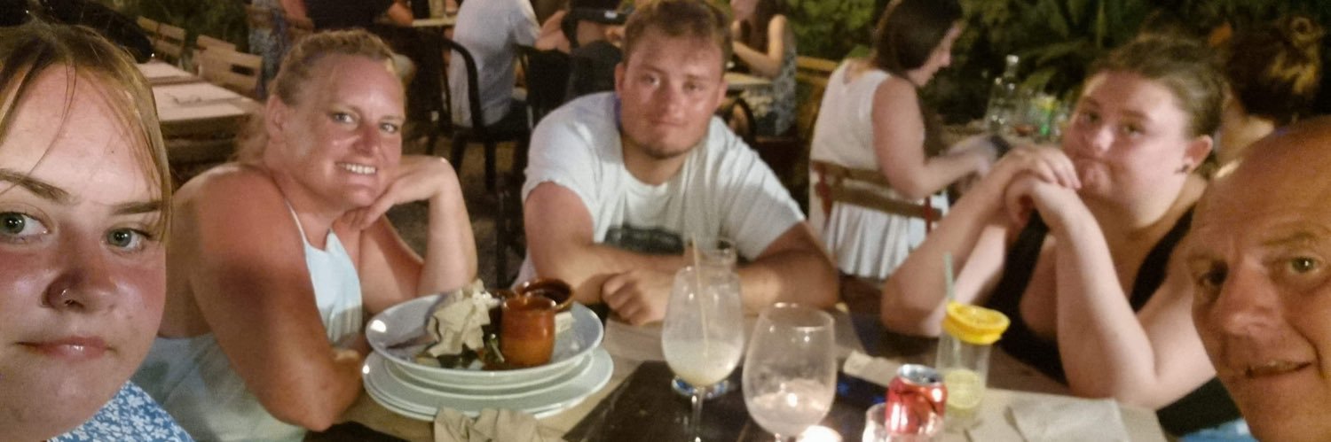 Joeteb's profile banner image