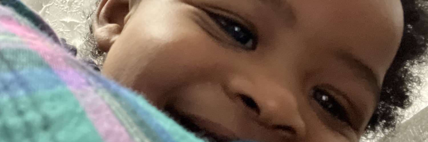 _SimpleUniquee's profile banner image